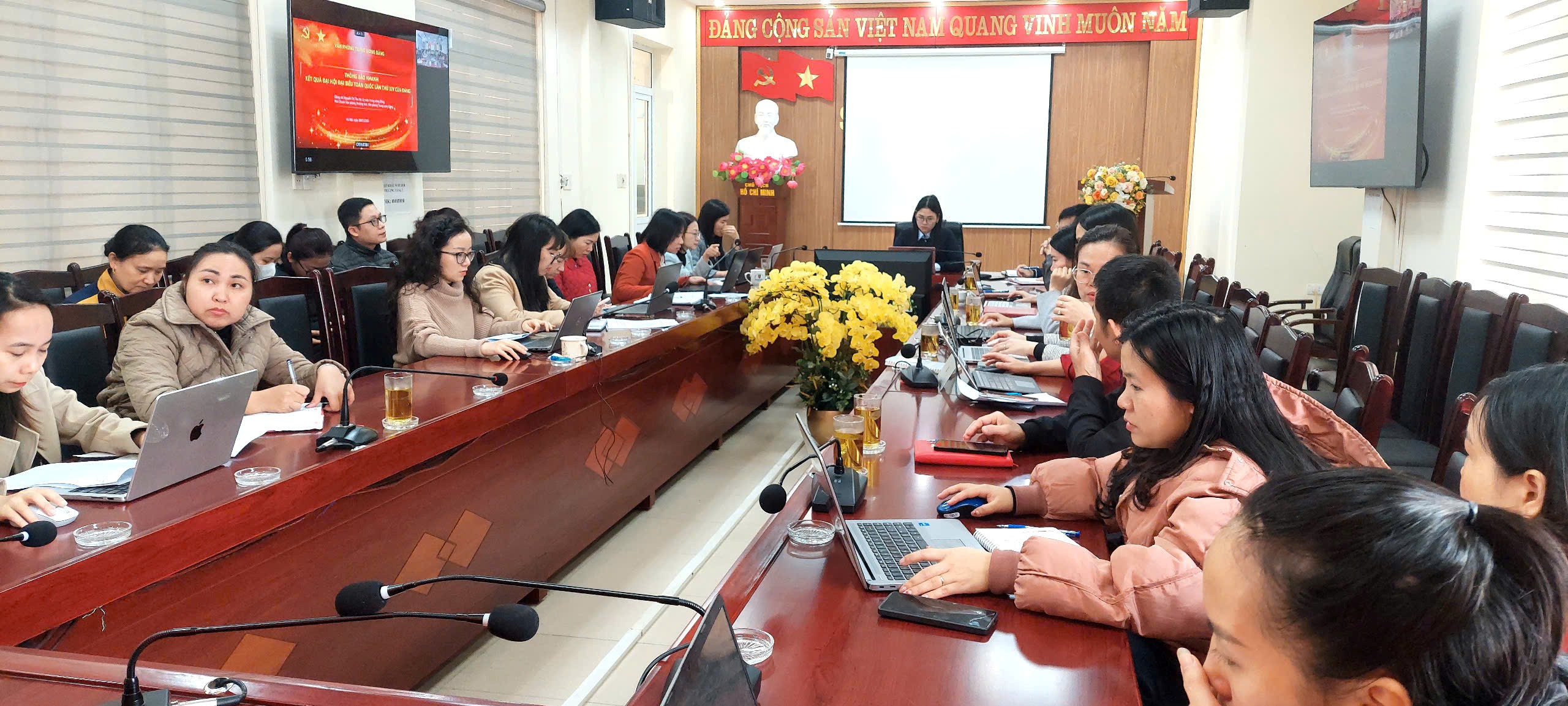Sở Tư pháp tham gia Hội nghị Báo cáo viên Trung ương tháng 01/2026 bằng hình thức kết nối trực tuyến