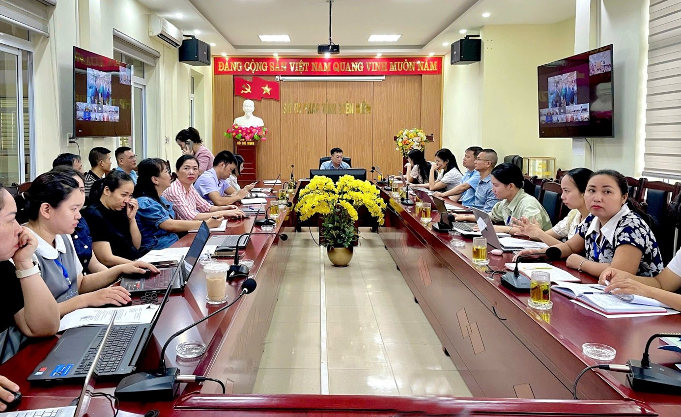 Sở Tư pháp kết nối điểm cầu trực tuyến Hội nghị toàn quốc quán triệt, triển khai thực hiện Nghị quyết số 59-NQ/TW, Nghị quyết số 70-NQ/TW, Nghị quyết số 71-NQ/TW, Nghị quyết số 72-NQ/TW của Bộ Chính trị