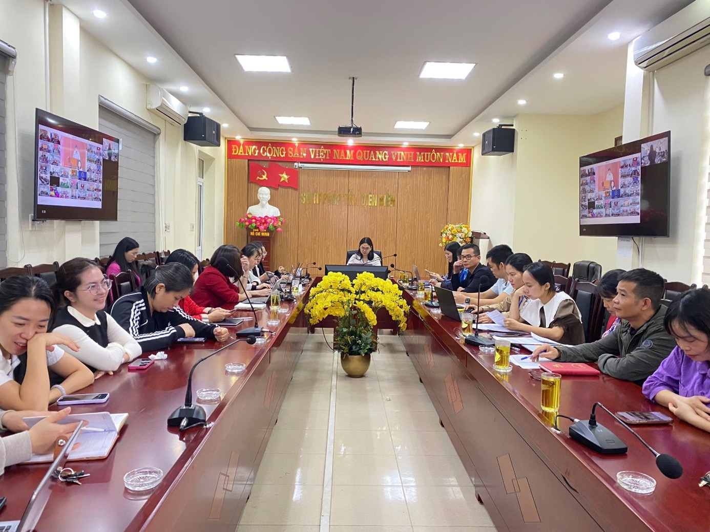 Đảng bộ Sở Tư pháp Điện Biên: Nghiêm túc triển khai Hội nghị Báo cáo viên cấp tỉnh tháng 10 năm 2025