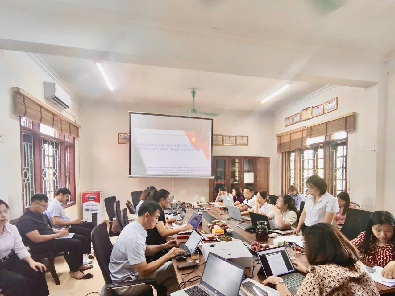 Chi bộ Trung tâm trợ giúp pháp lý nhà nước tỉnh Điện Biên tổ chức sinh hoạt thường kỳ, sinh hoạt chuyên đề Quý II/2026, Hội nghị thực hiện điều chỉnh, kéo dài nhiệm kỳ Đại hội Chi bộ